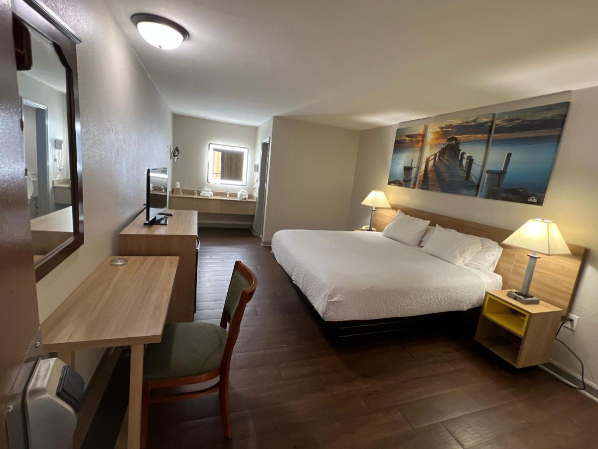 Hotel Days By Wyndham Elizabeth