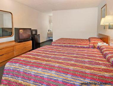 Hotel Days By Wyndham Elizabeth