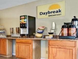 Days By Wyndham Elizabeth
